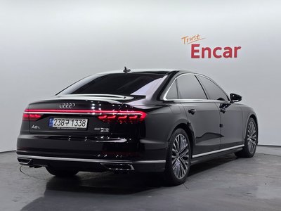 AUDI A8 - 3