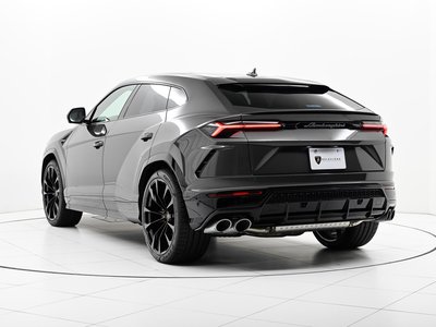 LAMBORGHINI URUS - 6