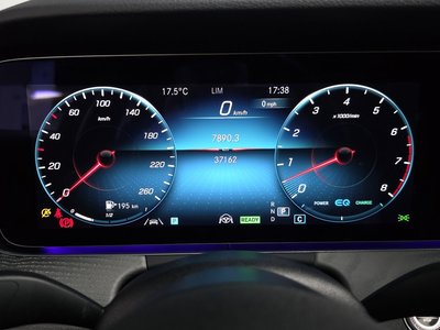 MERCEDES-BENZ CLS - 8