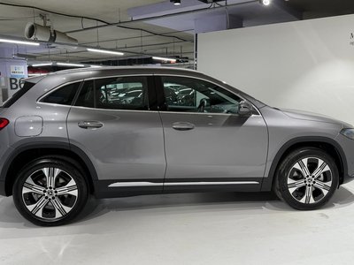 MERCEDES-BENZ EQA - 2