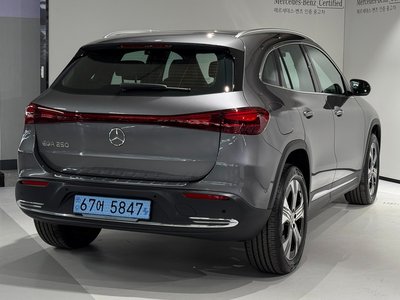 MERCEDES-BENZ EQA - 3