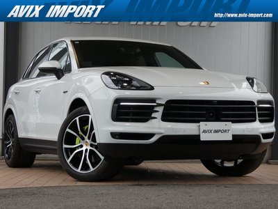 PORSCHE CAYENNE - 8