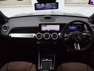 MERCEDES-BENZ GLB - 4