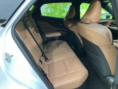 TOYOTA CROWN SPORT - 5