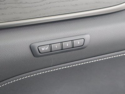 صورة مصغرة 23 لـ 2022 Lexus NX