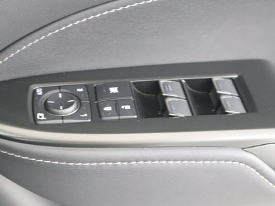صورة مصغرة 24 لـ 2022 Lexus NX