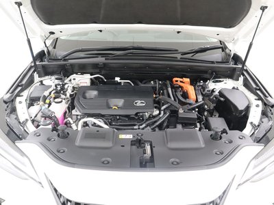 صورة مصغرة 31 لـ 2022 Lexus NX
