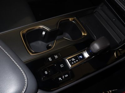 صورة مصغرة 18 لـ 2022 Lexus NX