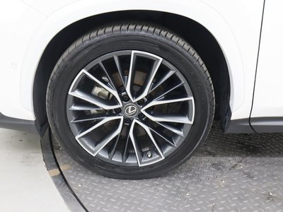 صورة مصغرة 29 لـ 2022 Lexus NX