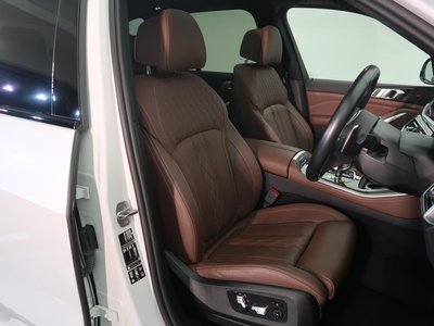صورة 10 لـ 2023 BMW X5