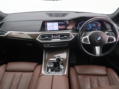 صورة 2 لـ 2023 BMW X5