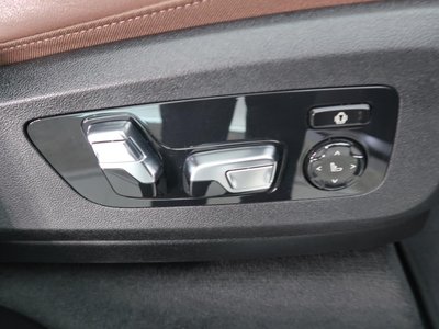 2023 BMW X5 thumbnail 44
