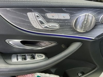 MERCEDES-BENZ E-CLASS - 4