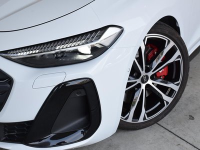 صورة مصغرة 15 لـ 2025 AUDI S5 AVANT