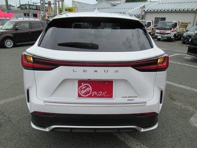 2025 Lexus NX — миниатюра 12