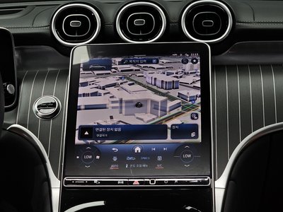 2024 Mercedes-BENZ GLC — миниатюра 13