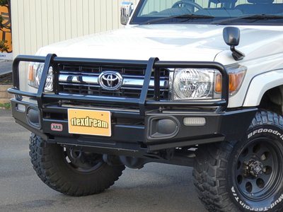 TOYOTA LAND CRUISER 70 2014 thumbnail 4