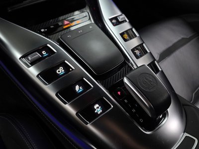 MERCEDES-BENZ GT AMG - 9