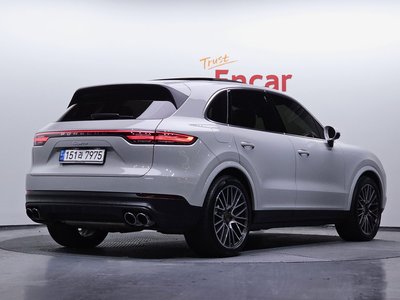 PORSCHE CAYENNE - 5