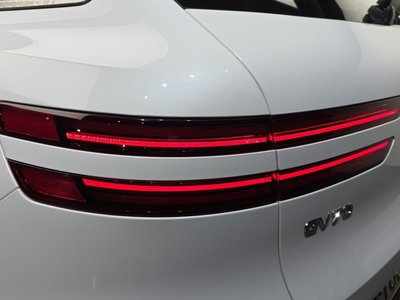 صورة 10 لـ 2022 Genesis GV70