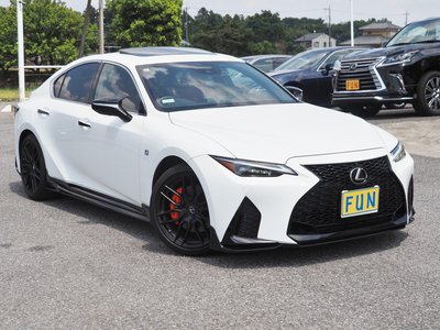 LEXUS IS - 3