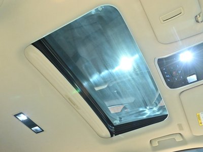 TOYOTA LAND CRUISER 300 - 10