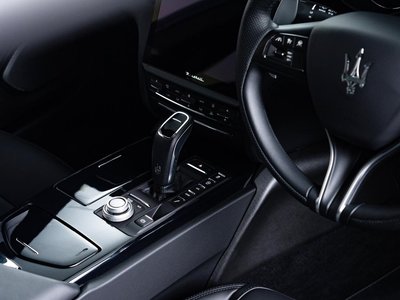 2021 Maserati QUATTROPORTE — миниатюра 11