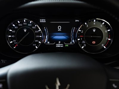 2021 Maserati QUATTROPORTE — миниатюра 12