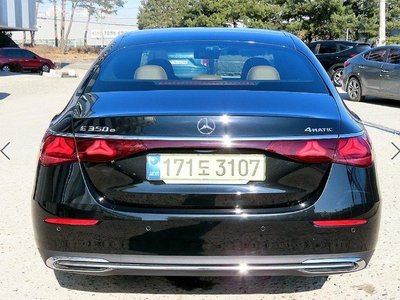 MERCEDES-BENZ E-CLASS - 3