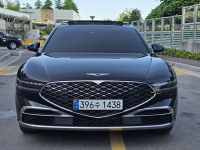 2023 Genesis G90 (RS4) photo 1