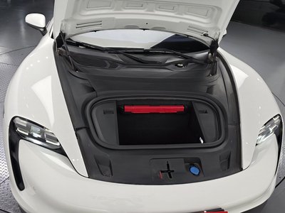 2022 Porsche TAYCAN 照片 7