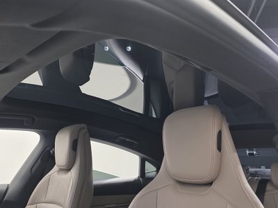 2022 Porsche TAYCAN 缩略图 19