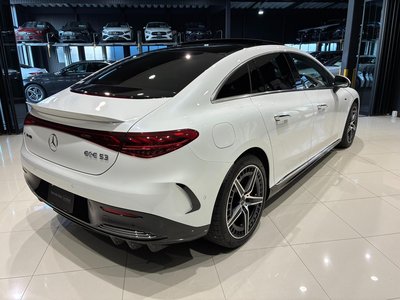 MERCEDES-BENZ EQE AMG - 5