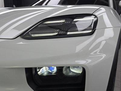 صورة 9 لـ 2025 Porsche MACAN