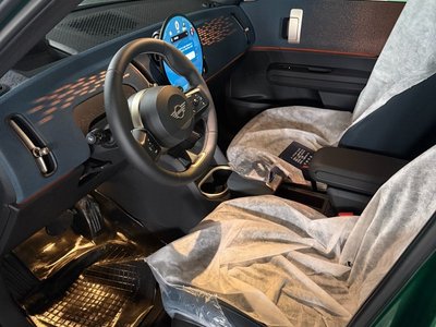 2026 MINI COOPER S COUNTRYMAN — миниатюра 12