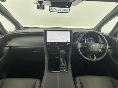 TOYOTA ALPHARD - 2