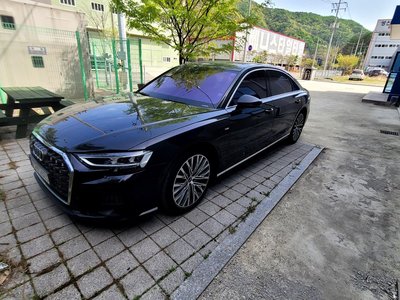 AUDI A8 - 5