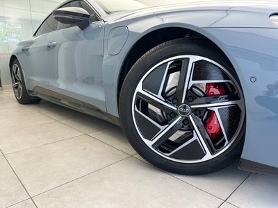 صورة 10 لـ 2024 AUDI RS E-TRON GT