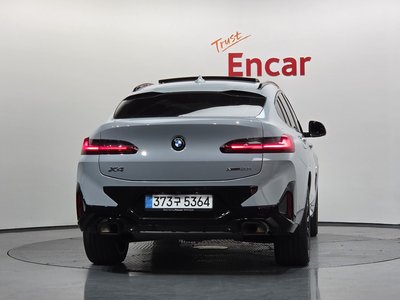 2025 BMW X4 照片 3