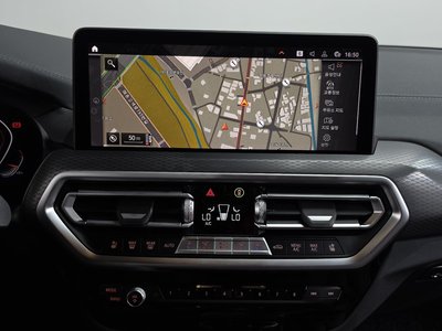 2025 BMW X4 缩略图 19
