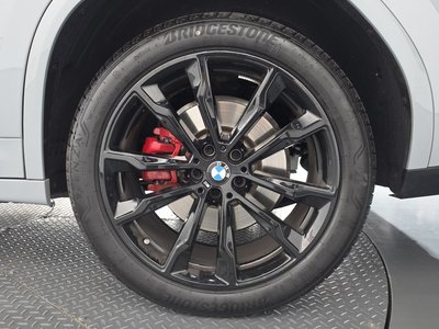 2025 BMW X4 照片 8