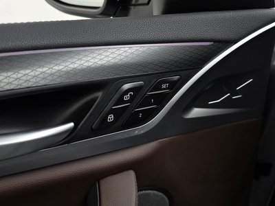 2025 BMW X4 缩略图 26
