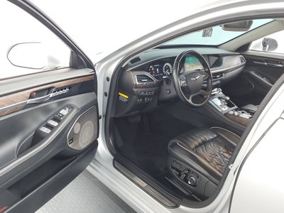 GENESIS G90 - 10