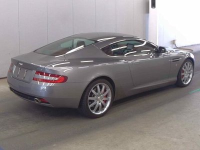 ASTON MARTIN DB9 - 5