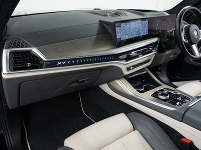 2023 BMW X7 缩略图 68
