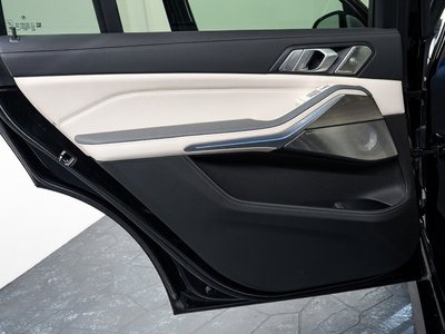 2023 BMW X7 缩略图 41