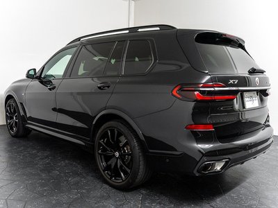 2023 BMW X7 缩略图 26