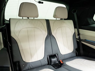 2023 BMW X7 缩略图 47