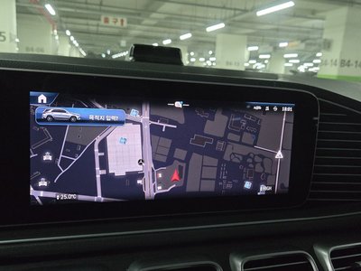 MERCEDES-BENZ GLE - 10