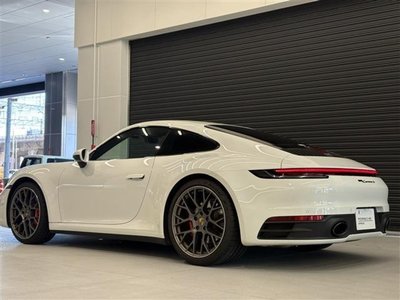 2020 Porsche 911 photo 2